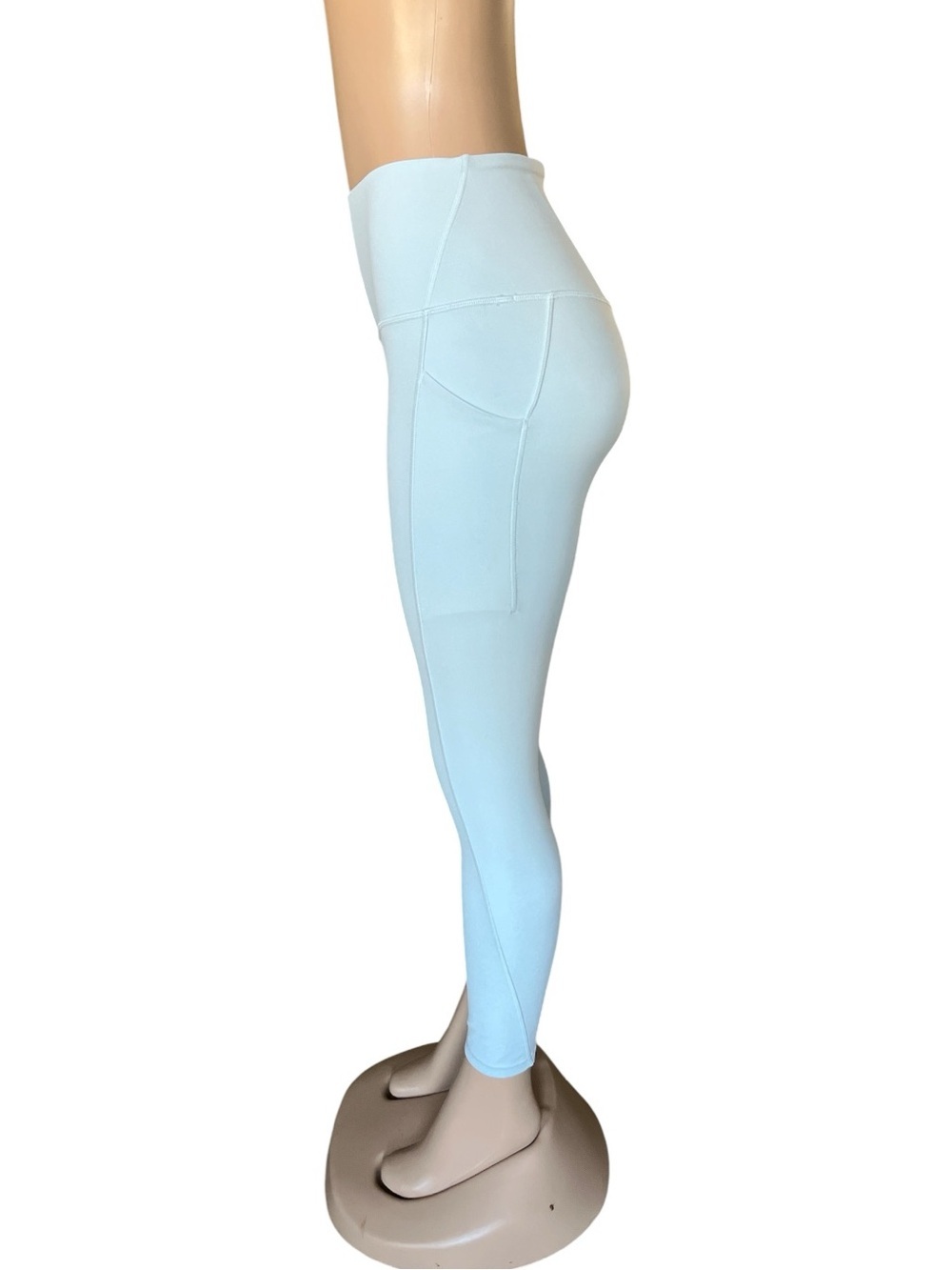 Lululemon Align High-Rise leggings
Powder Blue - Picture 2 of 4